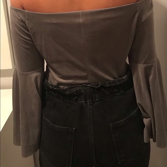 Velvet off the shoulder top! - Picture 4 of 4